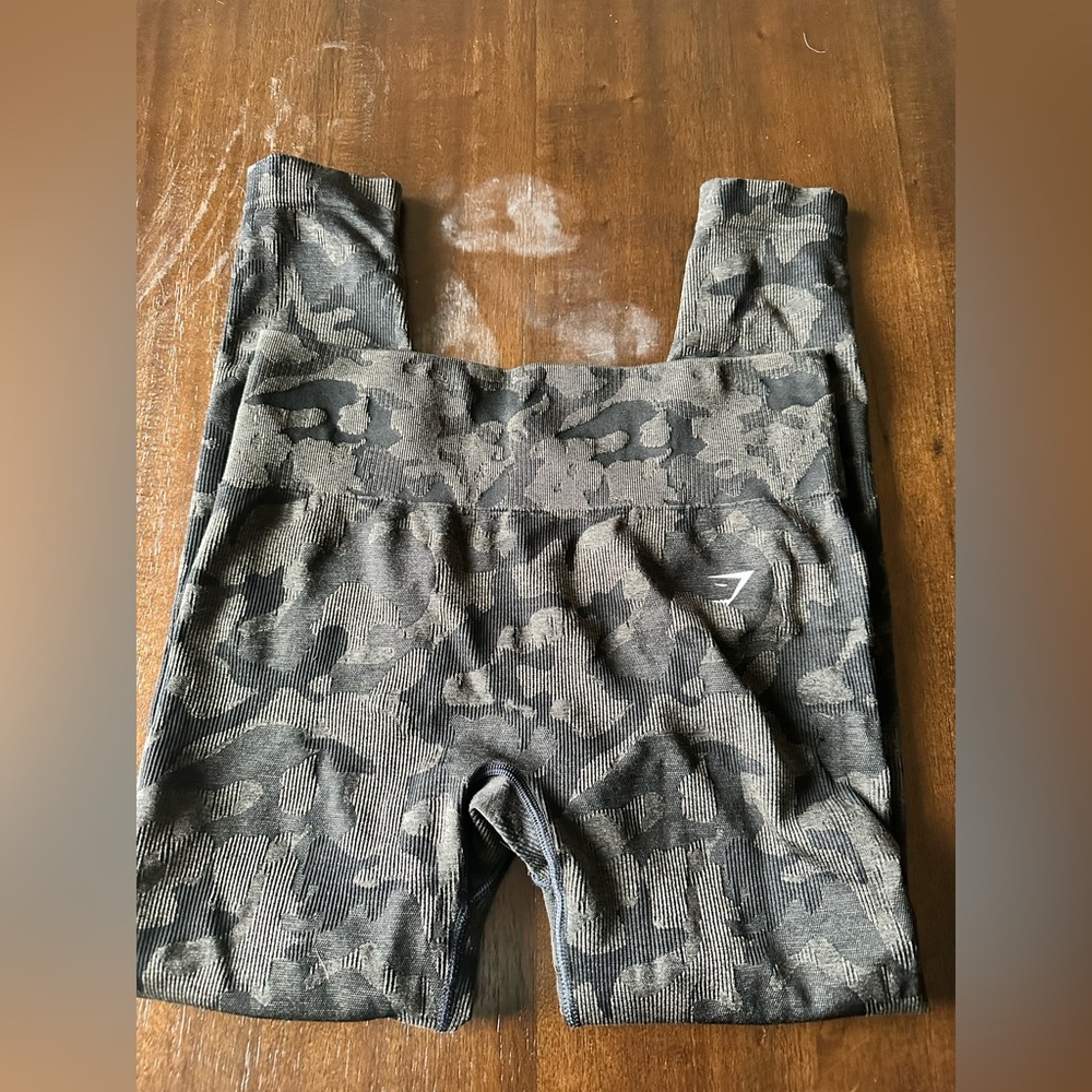 Gymshark Gray Camo Leggings